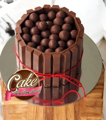 Kit-Kat Chocolate Cake