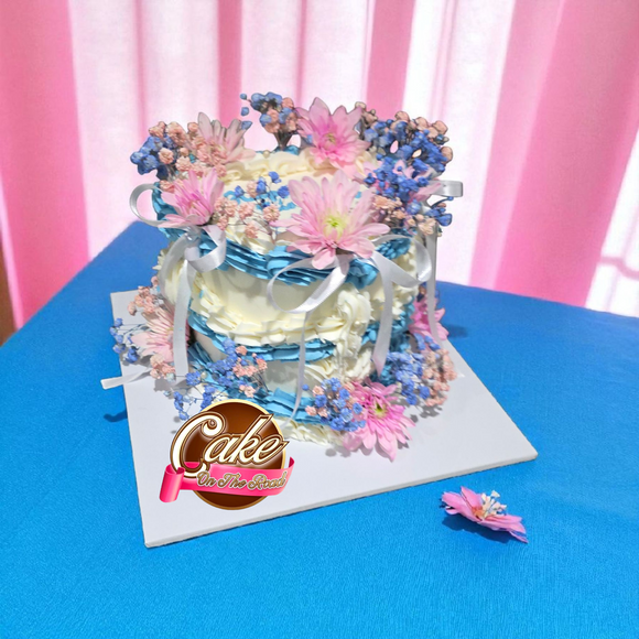 Vintage flower cake