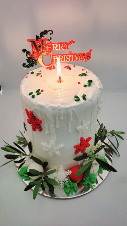 Christmas Candle Cake